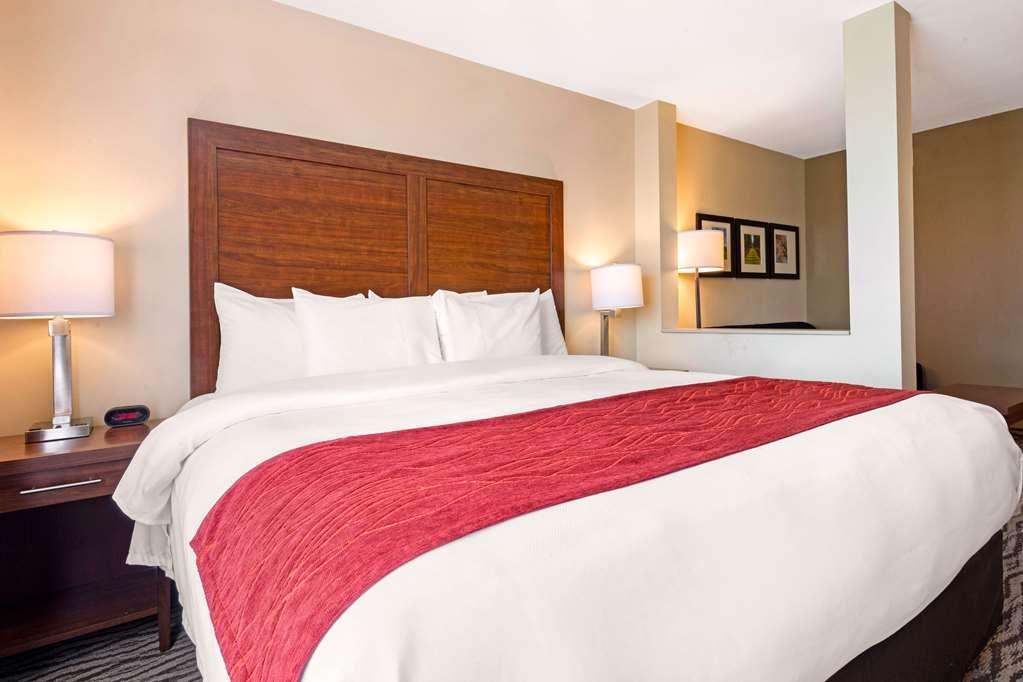 Comfort Inn & Suites Bowmanville Room photo