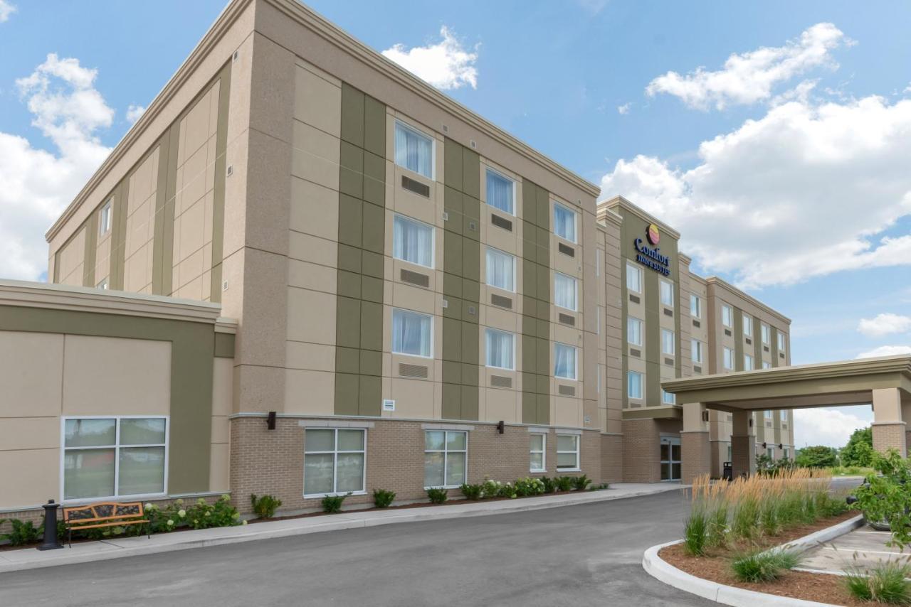 Comfort Inn & Suites Bowmanville Exterior photo